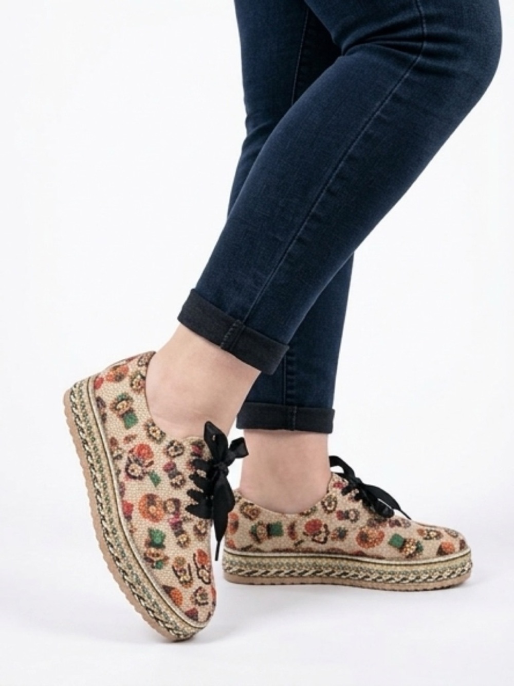Handmade Mexican Espadrilles – Traditional Design - Picture 4 of 7